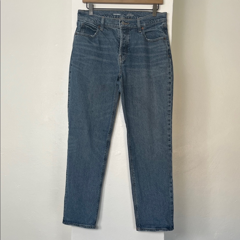 Old Navy Women's Straight Jeans in Classic Blue